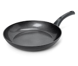 Tchibo im Supermarkt - Aluminium-Pfanne mit recyceltem Aluminium, 28 cm Angebot im Prospekt Aluminium-Pfanne mit recyceltem Aluminium, 28 cm bei Tchibo im Supermarkt im Prospekt "" für 24,99 €
