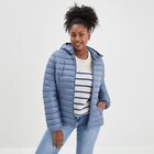 Doudoune légère déperlante à capuche bleu gris femme - La Halle à Toulon Doudoune légère déperlante à capuche bleu gris femme en promo chez La Halle Toulon à 29,99 €
