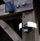 Lampe solaire extérieure 2 têtes dans le catalogue Hyper U