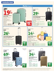 Promos Sac dans le catalogue "DESTINATION SOLEIL" de Auchan Hypermarché Sac en promo dans le catalogue Auchan Hypermarché à la page 2
