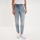 Jean stretch slim 7/8 ème denim double stone femme à La Halle dans Creuzier-le-Vieux Jean stretch slim 7/8 ème denim double stone femme à La Halle dans Creuzier-le-Vieux
