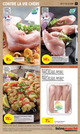 Poulet Angebote im Prospekt "TOUTES ET TOUS UNIS CONTRE LA VIE CHÈRE." von Intermarché auf Seite 11