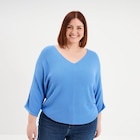 Pull manches 3/4 ajusté bleu electrique femme grande taille en promo chez La Halle Montpellier à 12,99 €