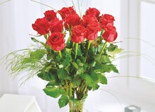 BOUQUET DE 12 ROSES - Carrefour Market à Le Havre BOUQUET DE 12 ROSES en promo chez Carrefour Market Le Havre à 5,99 €