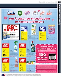 Prix et réduction Spray Nettoyant dans le prospectus Carrefour en cours Offre Spray Nettoyant dans le catalogue Carrefour du moment à la page 79