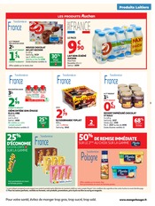 Promos Chocolat dans le catalogue "TOUS DANS LE MATCH" de Auchan Hypermarché Chocolat en promo dans le catalogue Auchan Hypermarché à la page 3