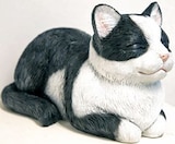 Dekorfigur 'schlafende Katze' Angebote bei Thomas Philipps Mühlhausen für 9,99 €