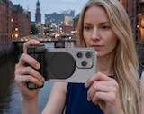 Powerbank-Camera-Grip »PB 100« im Angebot bei Kaufland in Stuttgart Powerbank-Camera-Grip »PB 100« Angebote von TERRIS bei Kaufland Stuttgart für 19,99 €