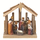 Crèche 6 santons en promo chez Maxi Bazar Crèche 6 santons dans le catalogue Maxi Bazar