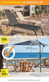 Parasol en promo dans le catalogue Carrefour Market à la page 10