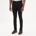 La Halle Saint-Egrève - Promo Jeans skinny 5 poches denim noir homme Promo Jeans skinny 5 poches denim noir homme à 19,99 € dans le catalogue La Halle à Saint-Egrève