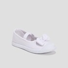 Babies en toile avec noeuds blanc fille - LH - La Halle Babies en toile avec noeuds blanc fille - LH à 9,99 € dans le catalogue La Halle