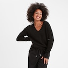 La Halle Loriol-sur-Drôme - Promo Pull droit ample col V fentes aux côtés noir femme Promo Pull droit ample col V fentes aux côtés noir femme à 7,99 € dans le catalogue La Halle à Loriol-sur-Drôme