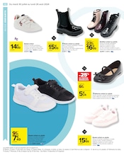 Chaussures Angebote im Prospekt "La rentrée de tous les records" von Carrefour auf Seite 44