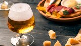 Premium Beer bei nahkauf im Wunstorf Prospekt für 14,99 €