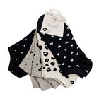 Lot de 5 socquettes courtes femme fantaisie dans le catalogue Carrefour
