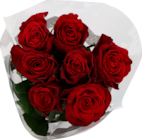 BOUQUET DE 7 ROSES TRÈS GROS BOUTONS - SANS MARQUE en promo chez Auchan Supermarché BOUQUET DE 7 ROSES TRÈS GROS BOUTONS - SANS MARQUE dans le catalogue Auchan Supermarché