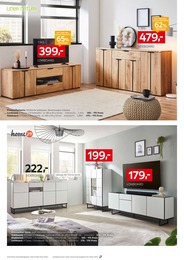 Highboard im XXXLutz Möbelhäuser Prospekt "Aufbewahrung, Stauraum & Dekoration!" auf Seite 2