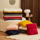 Carrefour Ivry-sur-Seine - Promo Plaid sherpa Promo Plaid sherpa à 8,99 € dans le catalogue Carrefour à Ivry-sur-Seine