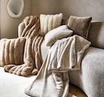 Wohndecke „Kreppa“ im Angebot bei XXXLutz in Sindelfingen Wohndecke „Kreppa“ Angebote von Dieter Knoll bei XXXLutz Sindelfingen für 14,99 €