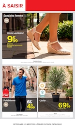 Offre Sandales Femme dans le catalogue Carrefour du moment à la page 68