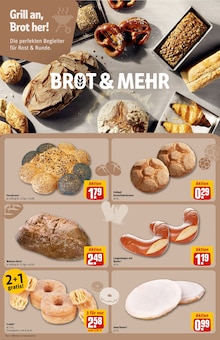 Brötchen im REWE Prospekt "Dein Markt" mit 30 Seiten (Neuss)