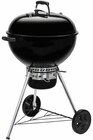 Barbecue charbon de bois Original Kettle Premium Ø 57 cm - WEBER en promo chez Castorama Seynod à 169,00 €