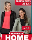 Sportoutfits Angebote bei Woolworth Frankfurt für 5,00 €