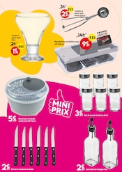Promos Table Cuisine dans le catalogue "UN AIR DE PRINTEMPS" de Maxi Bazar à la page 6