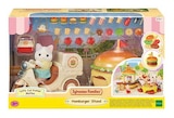 Figurine Sylvanian Families Le stand de hamburgers - SYFA en promo chez Fnac Figurine Sylvanian Families Le stand de hamburgers - SYFA dans le catalogue Fnac