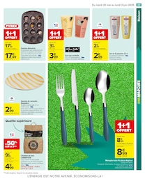 Offre Charbon De Bois dans le catalogue Carrefour du moment à la page 71