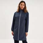 Parka longue impérméable coupe-vent gris foncé femme en promo chez La Halle Sarcelles à 49,99 €