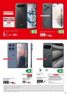 Smartphone im MediaMarkt Saturn Prospekt "Holt euch die finalen Angebote des Jahres!" mit 16 Seiten (Saarbrücken)