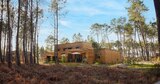 Gemüsegärten, beeindruckende Baumhäuser und die Ruhe der charakteristischen Kiefern von Les Landes de Gascogne im aktuellen Center Parcs Prospekt für 322,00 €