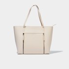 Sac cabas trapèze sable femme en promo chez La Halle Sac cabas trapèze sable femme dans le catalogue La Halle