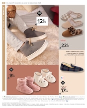 Promos Isotoner dans le catalogue "Les basiques c’est nous. La vie qui va avec, c’est vous." de Carrefour à la page 12