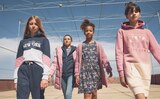 Mantel, Sweatjacke, Shirt oder Jeans Angebot in Petersberg Mantel, Sweatjacke, Shirt oder Jeans im aktuellen Prospekt bei Ernstings family in Petersberg