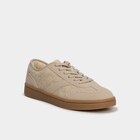 Promo Tennis basses avec dentelle sable femme à 19,99 € dans le catalogue La Halle à Castres
