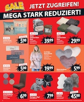 Aktueller famila Nordost Prospekt mit Pullover, "besser als gut!", Seite 26