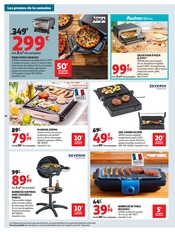 Promos Barbecue dans le catalogue "TOUS DANS LE MATCH" de Auchan Hypermarché Barbecue en promo dans le catalogue Auchan Hypermarché à la page 54
