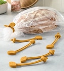 Silikon-Verschlussbänder im Tchibo im Supermarkt Prospekt Silikon-Verschlussbänder von im aktuellen Tchibo im Supermarkt Prospekt für 4,99 €