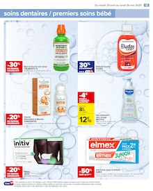 Promo Mustela dans le catalogue Carrefour du moment à la page 17