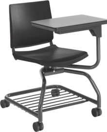 Chaise Atenea form - Bureau Vallée à Thiais Chaise Atenea form en promo chez Bureau Vallée Thiais à 330,00 €