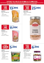 Promos Fruits Secs dans le catalogue "PLUS DE 2700*€ DE REMISES CUMULÉES" de Costco Fruits Secs en promo dans le catalogue Costco à la page 11