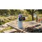 Bouteille avec support pour smartphone - CARREFOUR HOME en promo chez Carrefour Montreuil à 9,99 €