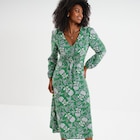 Robe longue empire manches longues vert menthe femme dans le catalogue La Halle