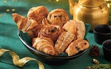 Promo Assortiment de viennoiseries pur beurre X4 à 1,49 € dans le catalogue Intermarché à Yerres