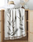 Plaid "Pampa" écru en promo chez Bazarland Béziers à 9,99 €