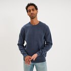 Pull col rond manches longues bleu homme en promo chez La Halle Pull col rond manches longues bleu homme dans le catalogue La Halle