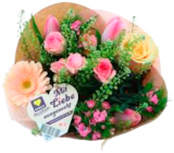 EDEKA Oldsum - Floristenstrauß Angebot im Prospekt Floristenstrauß bei EDEKA im Oldsum Prospekt für 9,99 €